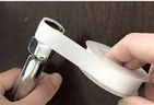 Como usar fita de encanamento de água